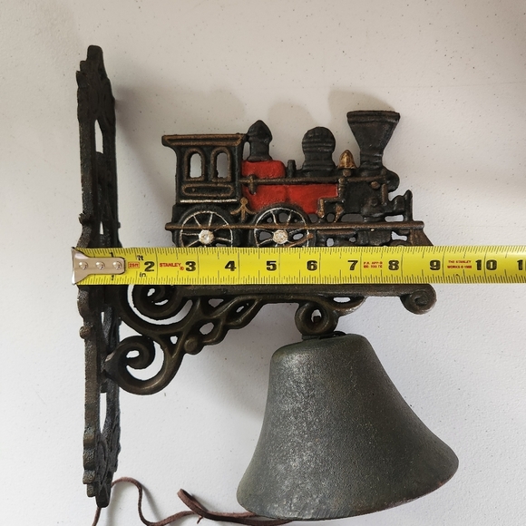 Vintage Door Bell Train Locomotive Cast Iron Rustic Farmhouse Wall Mount Dinner - Picture 9 of 10